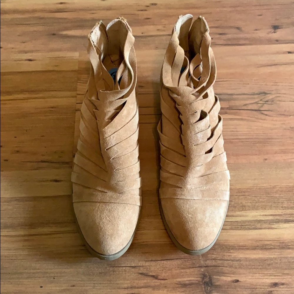 Suede Cut Out Booties